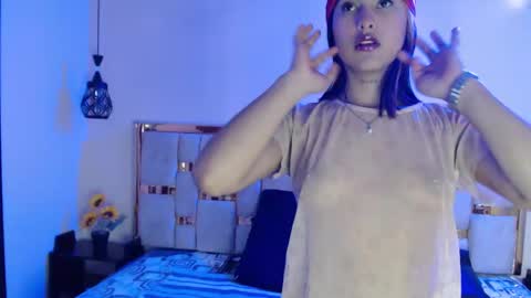 Snapshot of emily_fox_3 chatting on January 2025 12:18:01 PM emily fox 3 online show from January 2025 12:18:01 PM