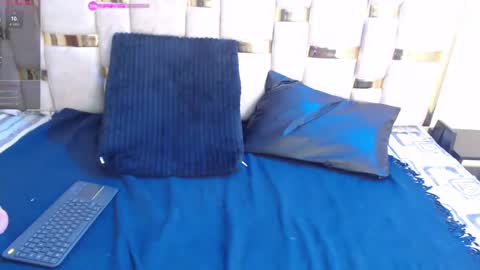 Snapshot of emily_fox_3 chatting on February 2025 02:53:02 PM emily fox 3 online show from February 2025 02:53:02 PM