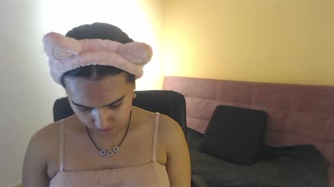 Snapshot of emily_fox_3 chatting on September 2025 03:28:01 AM emily fox 3 online show from September 2025 03:28:01 AM