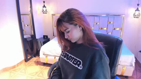 Snapshot of emily_fox_3 chatting on September 2025 03:33:02 AM emily fox 3 online show from September 2025 03:33:02 AM