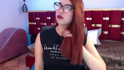 Snapshot of emily_fox_3 chatting on November 2025 03:51:02 AM emily fox 3 online show from November 2025 03:51:02 AM