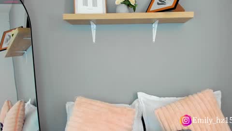 Emily online show from December 2024 01:53:02 PM