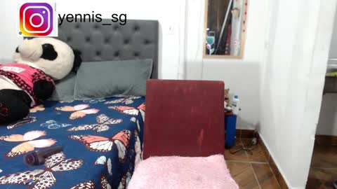 Snapshot of emily_hot_01 chatting on December 2024 08:38:02 AM emily online show from December 2024 08:38:02 AM