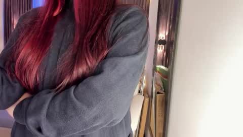 Emily online show from November 2025 02:34:02 PM