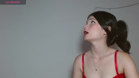 Snapshot of emily_littesweet chatting on July 2026 03:26:01 AM Emily littesweets online show from July 2026 03:26:01 AM