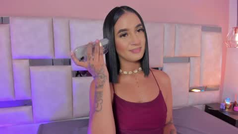 emily_luve online show from May 2026 07:55:02 PM