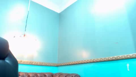 Snapshot of emily_manzur chatting on June 2026 05:57:01 PM emily_manzur online show from June 2026 05:57:01 PM