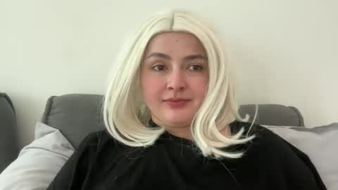 emily_morning_dew online show from March 2026 08:37:02 AM