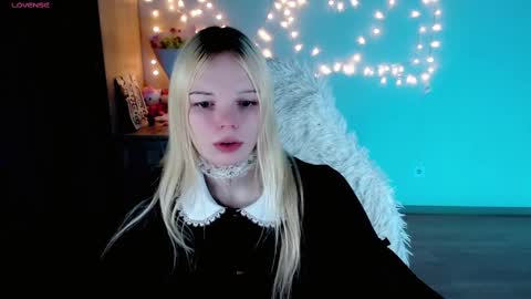 Lia online show from February 2025 11:57:02 PM