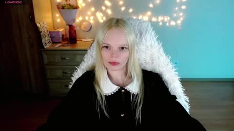 Lia online show from February 2025 03:26:01 PM