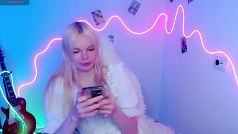 Lia online show from November 2025 03:13:02 PM