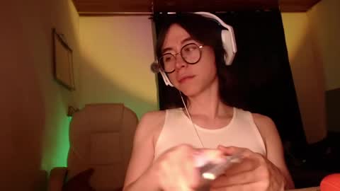 emily_pearl_ online show from December 2024 01:35:01 AM