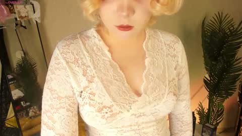 emily_relishh online show from February 2026 05:29:01 AM