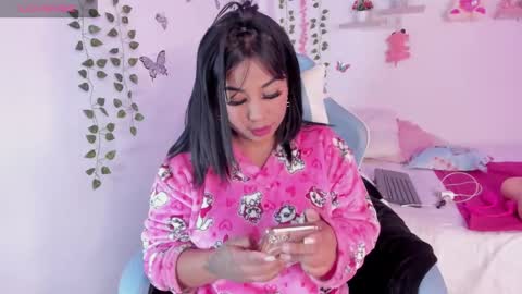 Emily online show from January 2025 05:51:01 AM