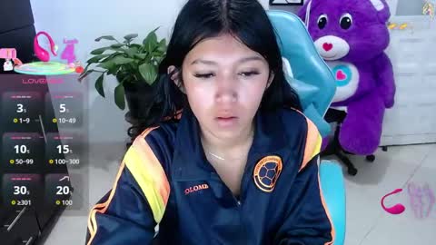 Snapshot of emily_rosse04 chatting on April 2026 11:04:02 AM online show from April 2026 11:04:02 AM