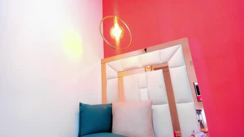 Emily online show from January 2025 02:42:02 PM