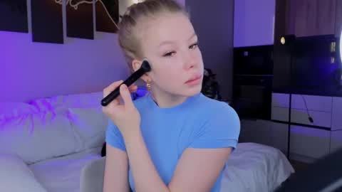 emily shepard online show from April 2026 01:58:02 AM