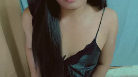 emily online show from February 2025 05:51:01 AM