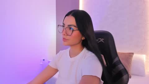 emily_tolson online show from March 2026 07:32:02 PM