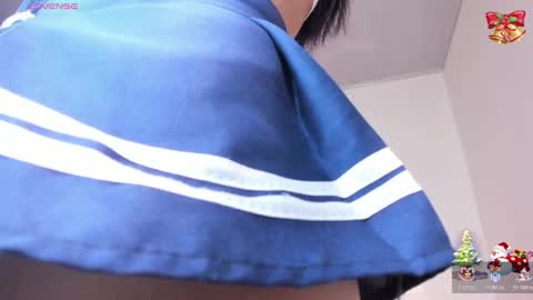 Emi online show from December 2025 05:29:01 PM