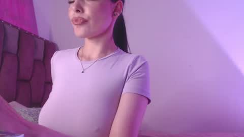 Snapshot of emily_w2 chatting on June 2026 03:55:01 AM emily_w2 online show from June 2026 03:55:01 AM
