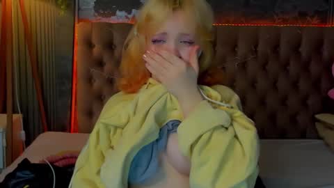 Baby Emelli online show from February 2026 06:30:02 AM