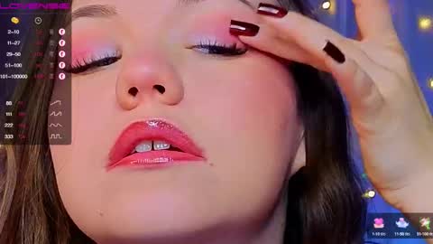 Snapshot of emilyart_ chatting on February 2025 11:25:02 PM artist Emily online show from February 2025 11:25:02 PM