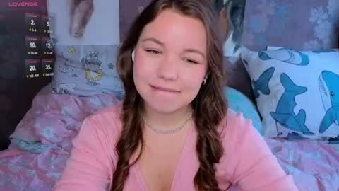 Snapshot of emilyart_ chatting on July 2026 03:22:01 AM artist Emily online show from July 2026 03:22:01 AM