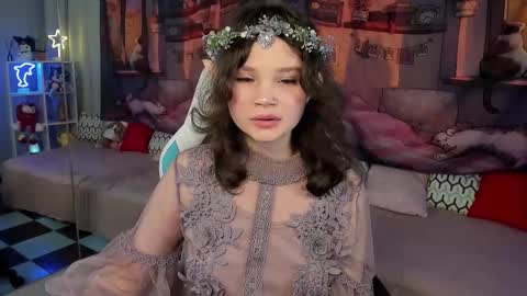 Emilyhaves online show from October 2025 06:31:02 PM