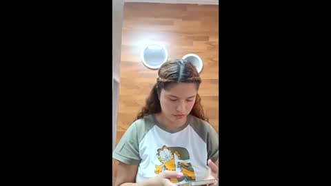EmilyCm online show from April 2026 07:49:01 PM