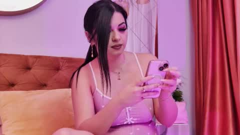 Emily online show from October 2025 04:33:01 AM