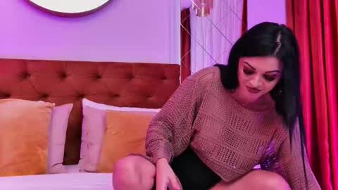 Emily online show from October 2025 04:24:02 AM