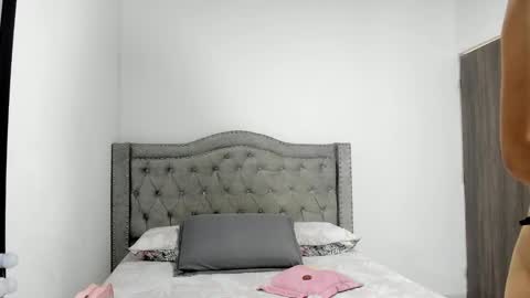 Camila online show from January 2026 06:13:01 PM