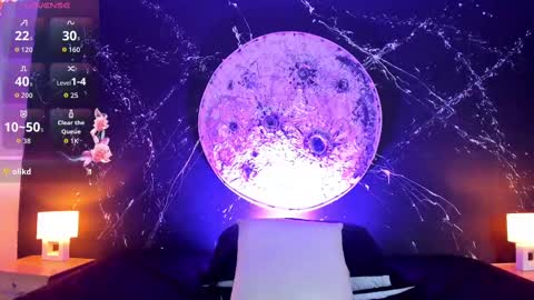 Emily online show from October 2025 04:20:02 AM