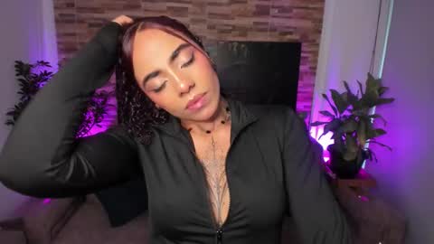 emily online show from January 2026 09:31:02 PM