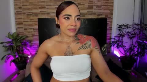 emily online show from May 2026 11:33:02 PM