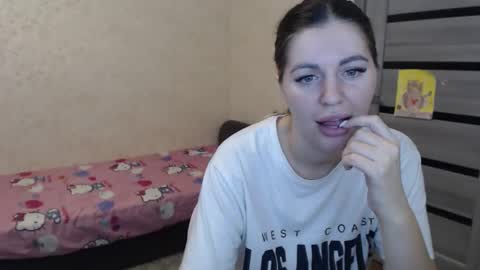 emilyfork online show from November 2025 09:41:01 AM