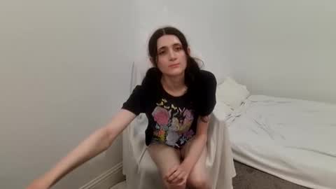 Snapshot of emilyfox5 chatting on December 2025 05:13:01 AM emilyfox5 online show from December 2025 05:13:01 AM