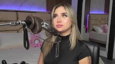 Emily Hendrix online show from March 2025 11:12:01 PM