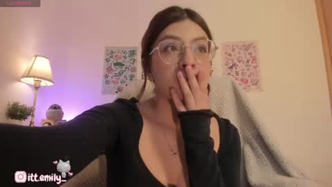 Snapshot of emilyincb1 chatting on July 2026 01:47:01 AM first stream May 5 ig online show from July 2026 01:47:01 AM