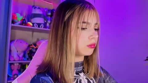 VALEEEN online show from February 2026 04:58:02 PM