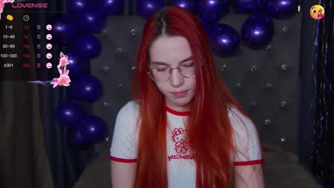 EmilyKents online show from November 2025 02:01:02 AM