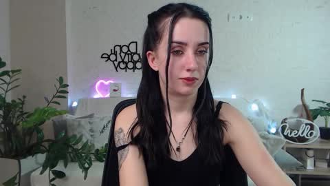 Snapshot of emilylayer chatting on February 2025 09:04:02 PM Emyli online show from February 2025 09:04:02 PM