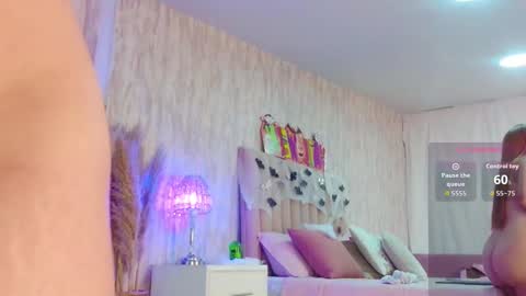 Snapshot of emilyparker__ chatting on October 2025 10:32:02 PM My IG - EmilyParker online show from October 2025 10:32:02 PM