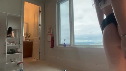 emilyparkerrr online show from February 2026 10:43:01 PM