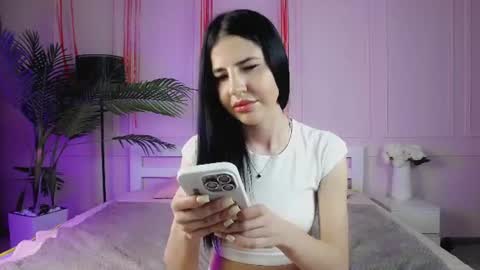 Emily online show from June 2026 08:20:02 PM