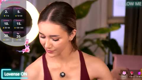 Emily online show from November 2025 05:43:01 AM