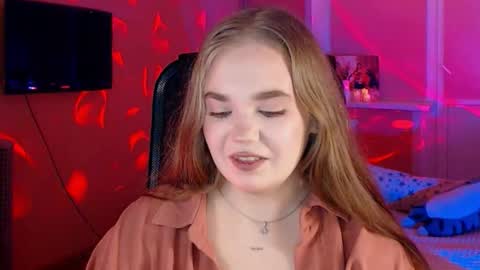 Emily  Emi online show from November 2025 01:32:01 PM