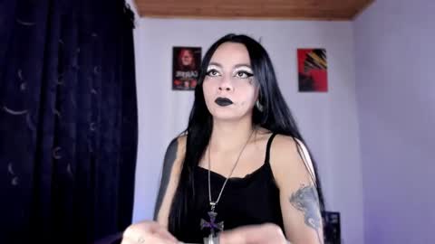 Snapshot of emilyrymer chatting on June 2026 05:36:02 PM Emily Support me to have 100 likes plx online show from June 2026 05:36:02 PM