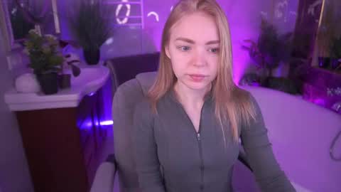  MY NAME IS Emily WELCOME EVERYONE I WILL BE HAPPY TO GIVE YOU WHAT YOU HAVE DREAMED OF FOR SO LONG online show from April 2026 05:43:01 AM